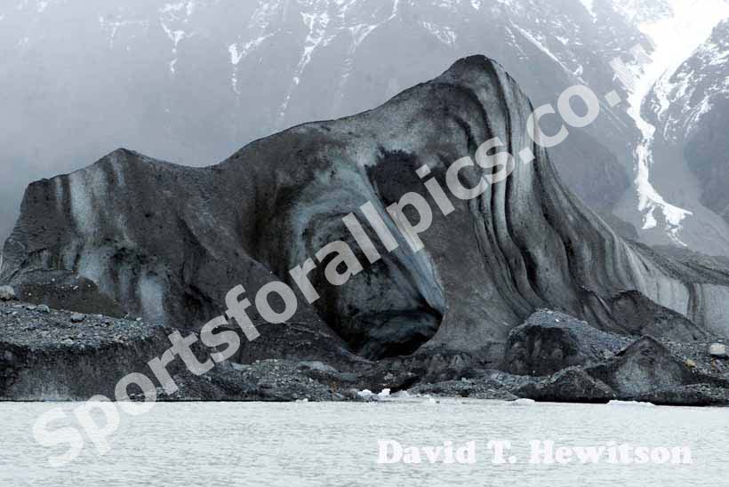Meuller Glacier, Mount Cook, New Zealand.